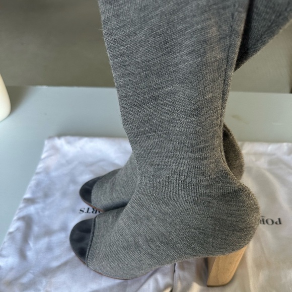 PORTS - Picture 4 of 5